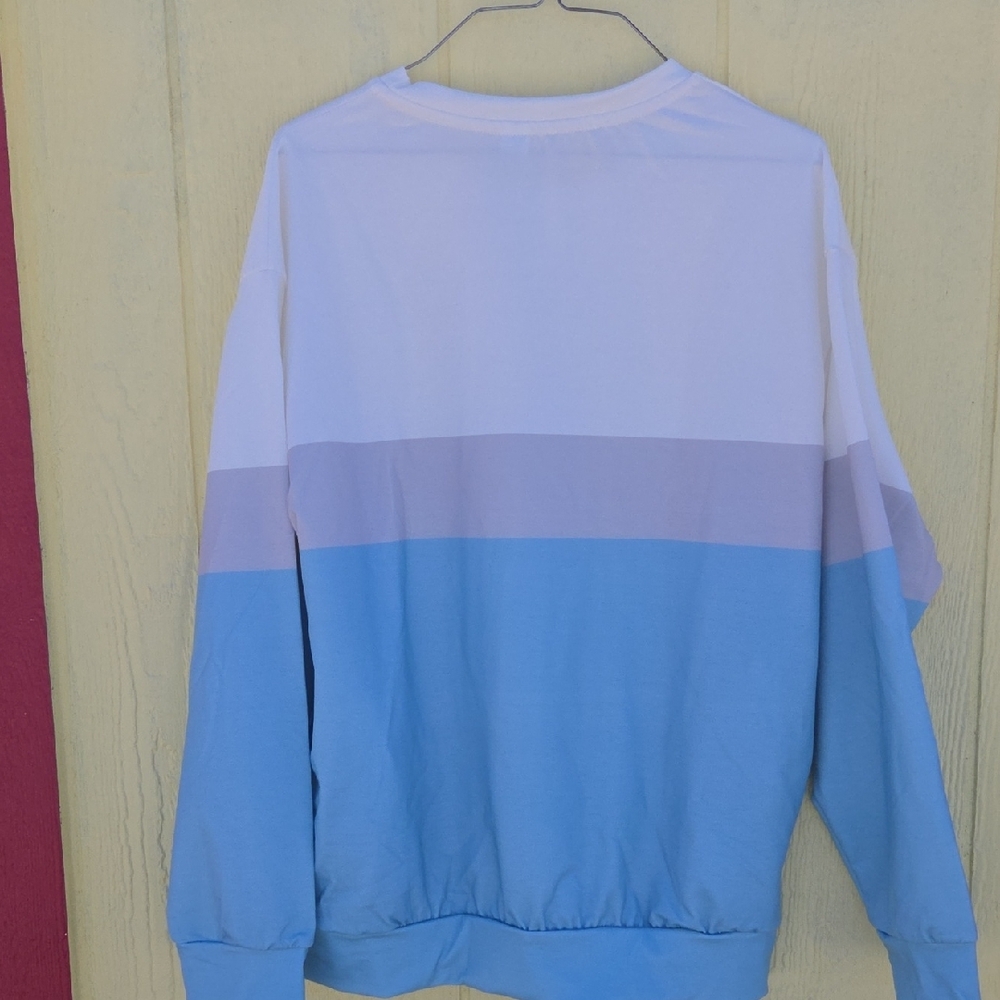 Men's Colorblock Crewneck Sweater - Blue/White / Has Pockets NWOT - Picture 3 of 3